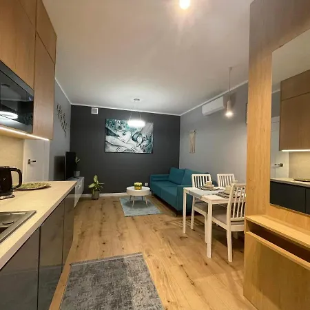 Caroline Jacuzzi Nowy Dwor Mazowiecki