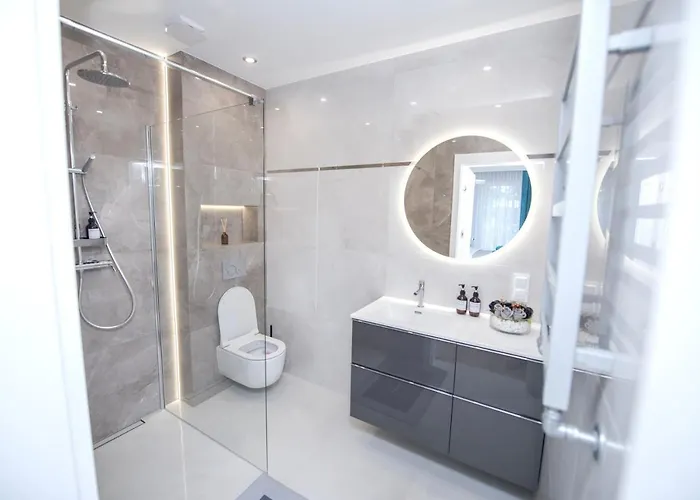 Caroline Jacuzzi * Nowy Dwór Mazowiecki